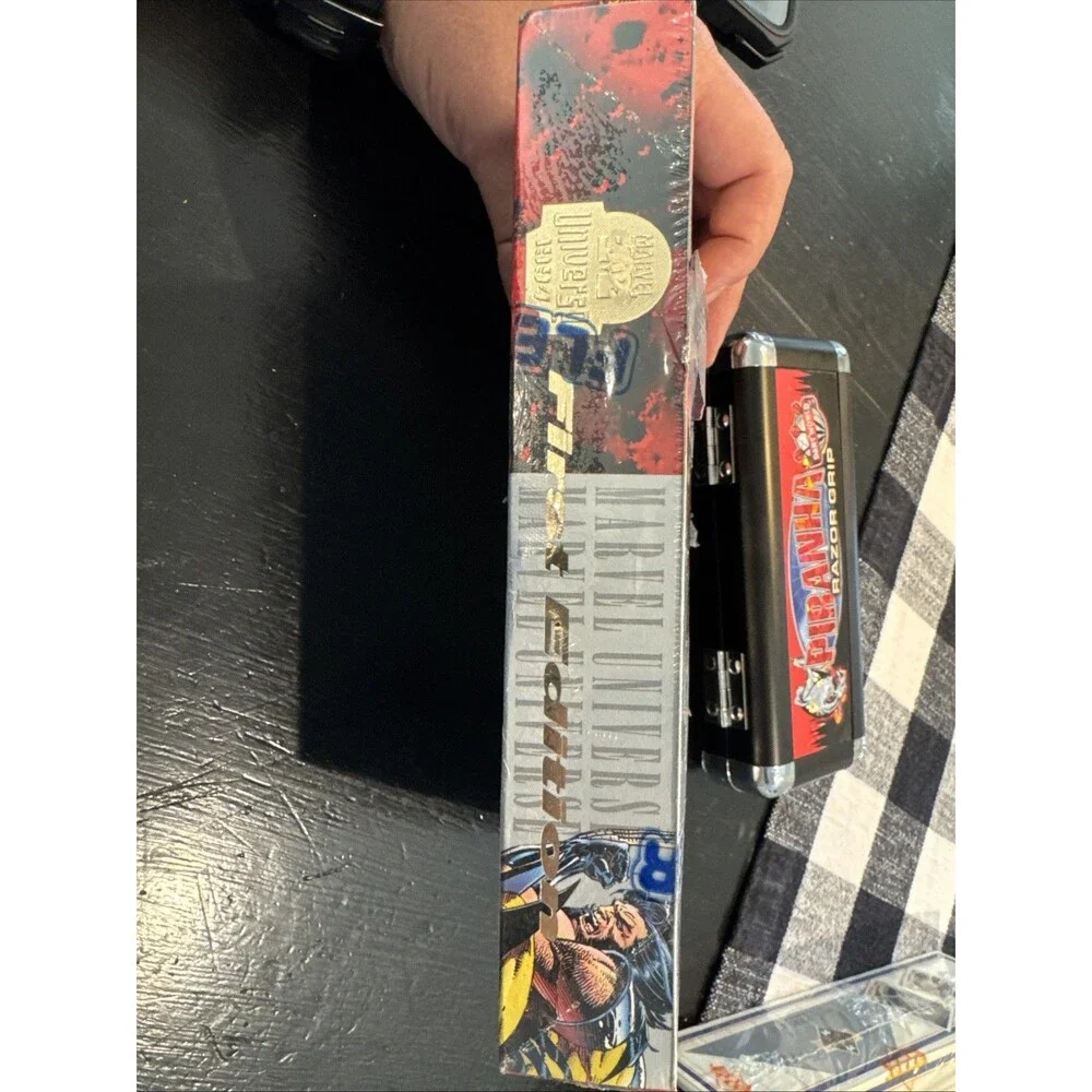 1994 FLEER MARVEL CARDS UNIVERSE FIRST EDITION BOX SPIDER-MAN COVER NEW U.S.